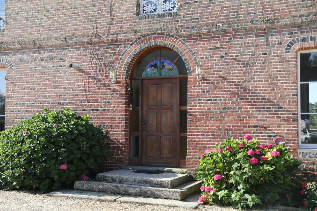 HeugonManoir Du Taillis住宿加早餐旅馆 外观 照片